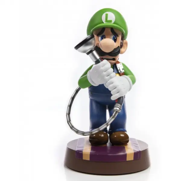 Luigi's Mansion 3 Statue: Luigi